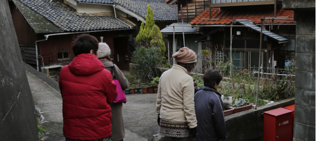 まちを歩こう・歴史を歩こう現地ガイド及び地域歴史の語り部